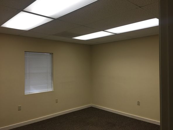 OPPORTUNITY ZONE PROPERTY - 10,975+/- SF Office Building near County Courthouse: 3390 N Liberty St, Canton, MS 39046